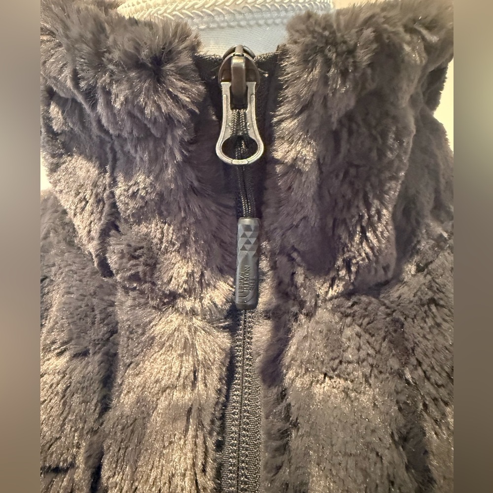 The North Face Women's Faux Fur Grey Teddy Jacket Size S - Picture 3 of 11